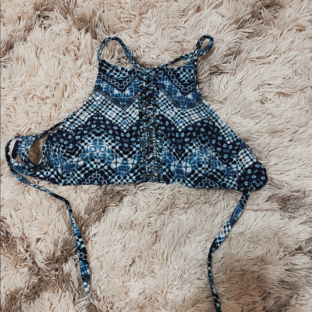 women’s swimsuit top